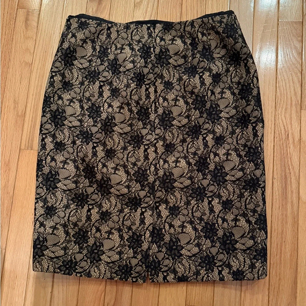 Talbots Black Lace pencil Skirt size 10